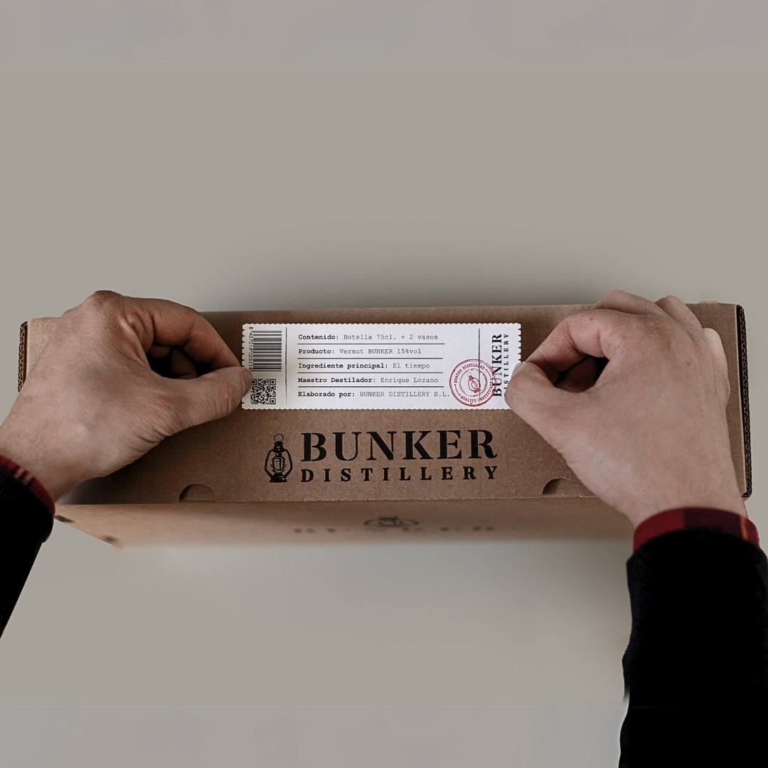 Estuche BUNKER ORIGEN + 2 vasos serigrafiados